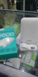 Power Bank Robot Rt7200