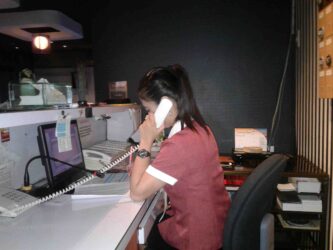 Butuh Gro Dan Waiter