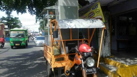 Jasa Angkut Barang Dengan Motor Gerobak