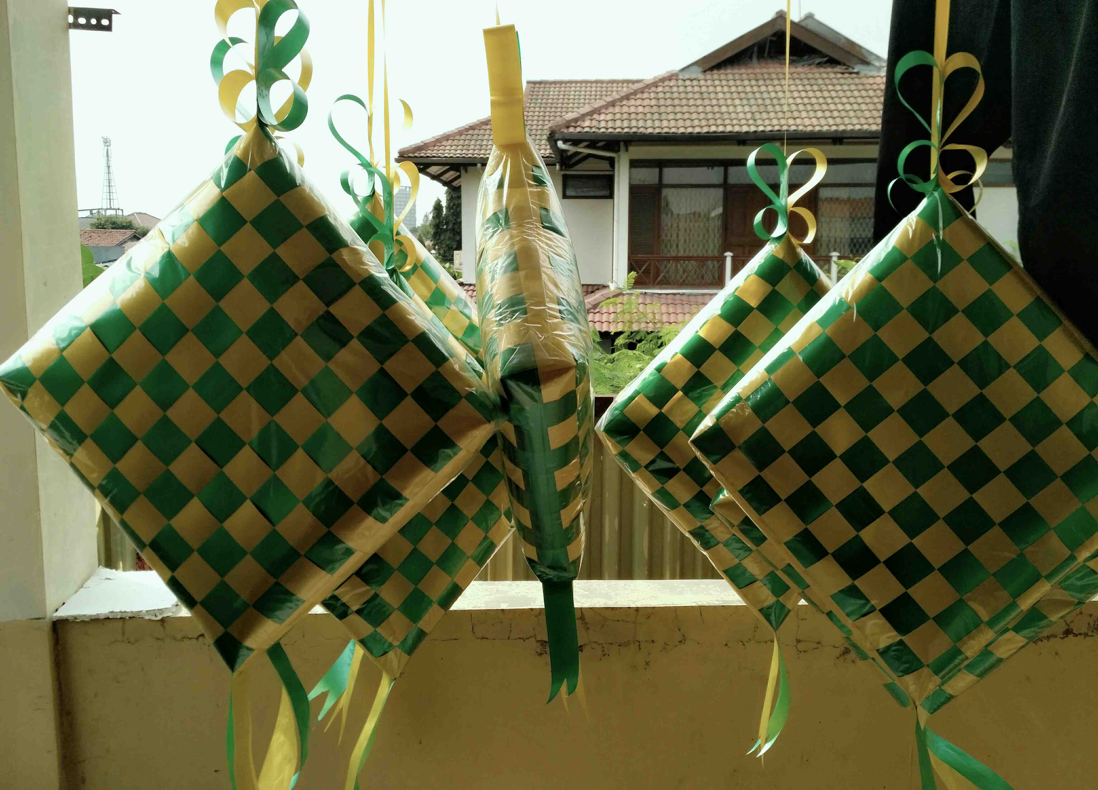 Ketupat Hias Lebaran IklanGratiz